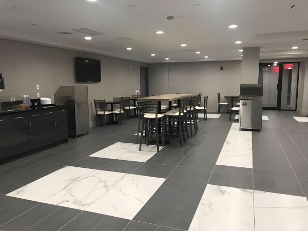 LeTap Hotel near AirTrain JFK Airport image 6